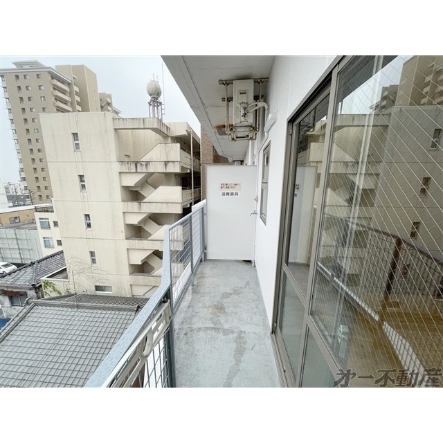 バルコニー　バルコニー