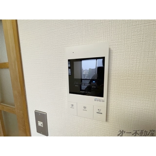 セキュリティ　モニター付インターホン
