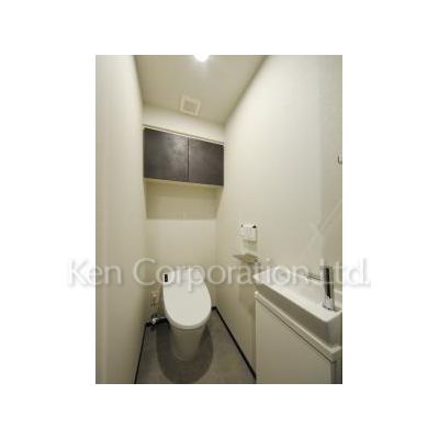 トイレ　同タイプ7階のお部屋を撮影。仕様が異なることがあります。