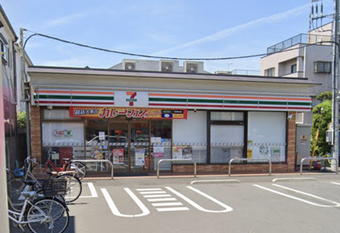 コンビニ　セブンイレブン（コンビニ）まで201m