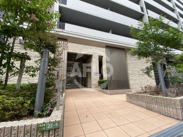 エントランス　エスヴェール北梅田　エントランス