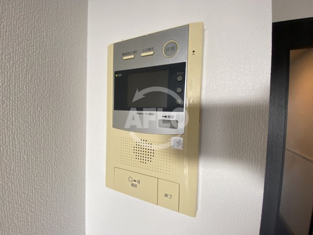 セキュリティ　エスヴェール北梅田　TV付モニターフォン