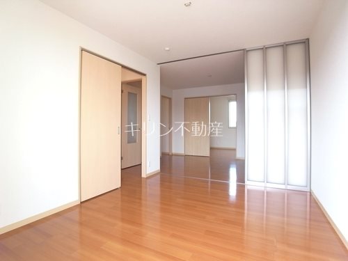 居室・リビング　同建会社同モデル