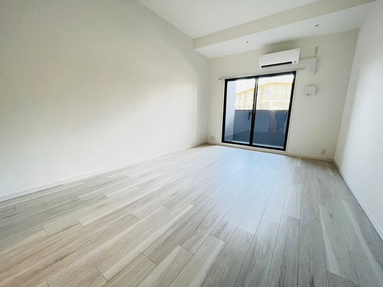 居室・リビング　※別部屋の写真です