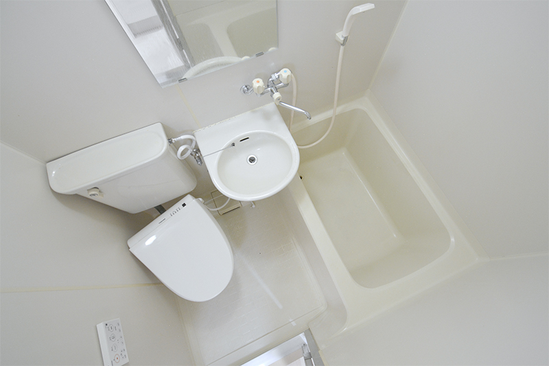 バス・シャワールーム　異なる場合は現況を優先します。