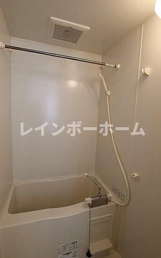 バス・シャワールーム　日々の疲れを癒すお風呂付です