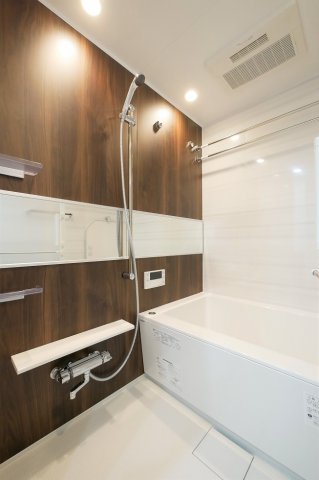 バス・シャワールーム　内装もきれいです