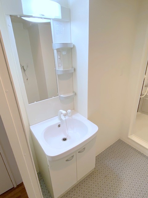 洗面設備　シャンプードレッサー付き♪