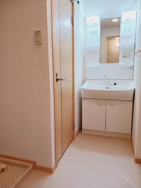 洗面設備　図面と現状に相違がある場合には現状を優先