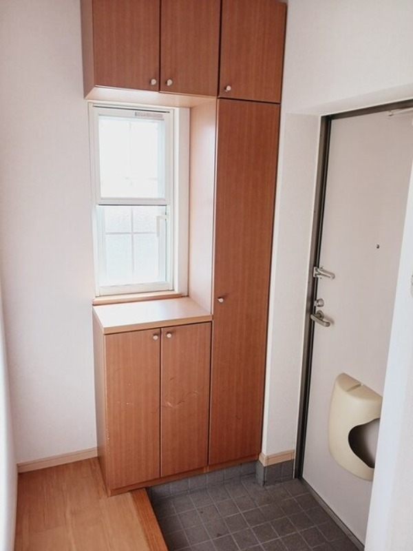 玄関　図面と現状に相違がある場合には現状を優先