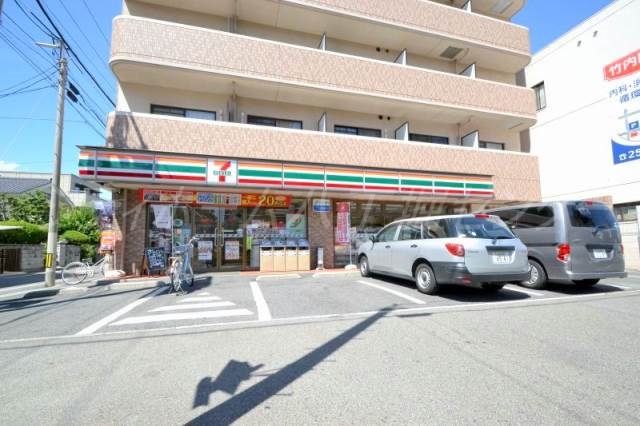 コンビニ　セブンイレブン宇品神田四丁目店（コンビニ）まで146m