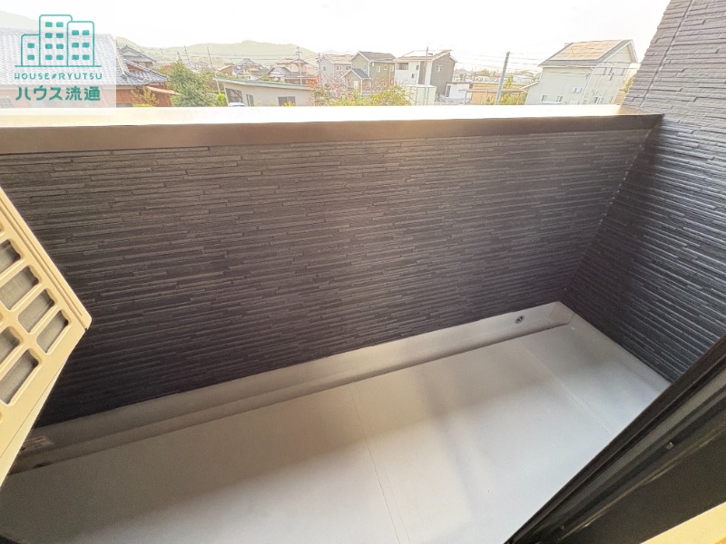 バルコニー　※反転タイプのお写真です