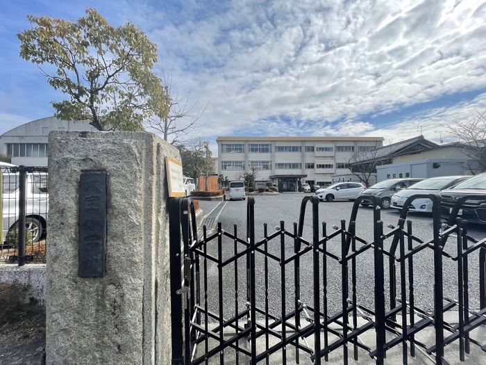 小学校　栗東市立大宝小学校（小学校）まで1000m