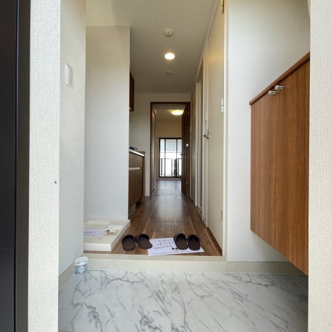 玄関　同仕様タイプです