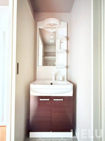 洗面設備　同シリーズ物件のモデルルームになります※現況優先