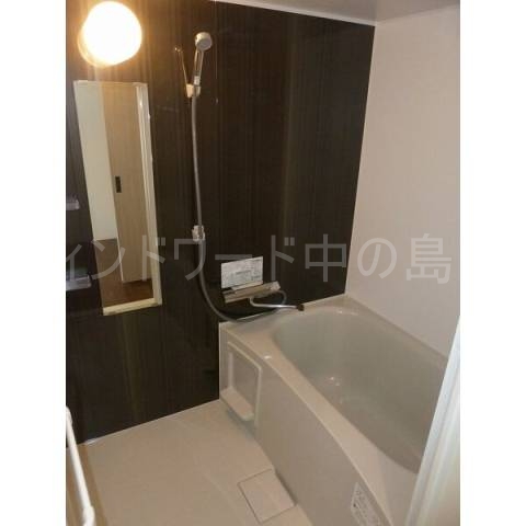 バス・シャワールーム　詳細は、ウィンドワード中の島店までご相談下さい。