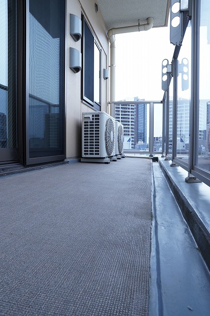 バルコニー　バルコニー