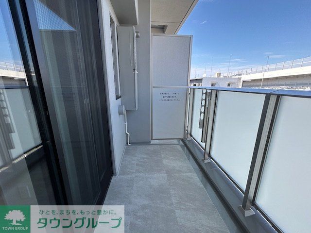 バルコニー　お問合せは(株)タウンハウジング東京へ