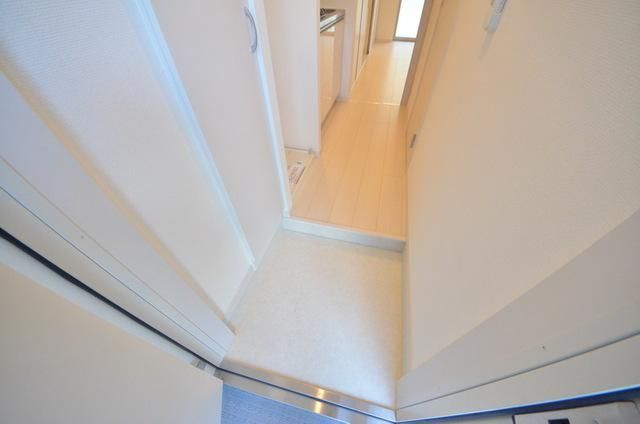 玄関　★お部屋探しは株式会社タウンハウジング東京まで★