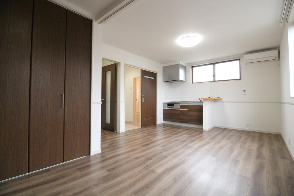 居室・リビング　同物件・別室の画像です