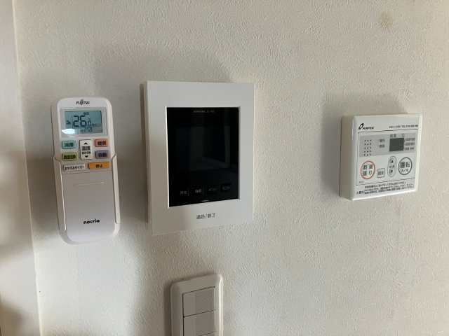 玄関　別部屋参照