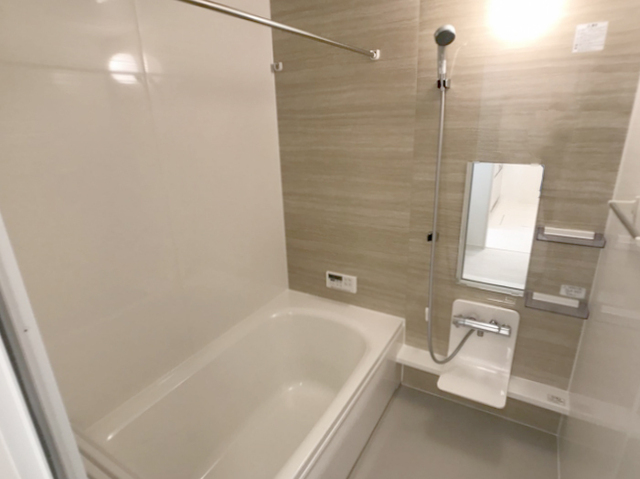 バス・シャワールーム　ユニットバス