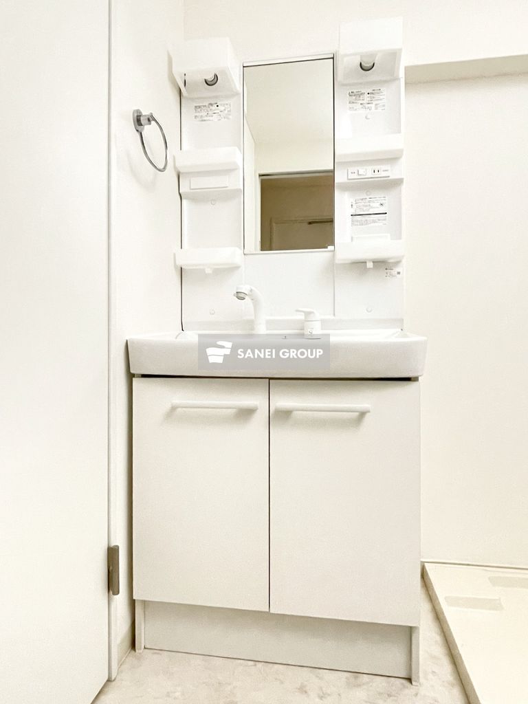 洗面設備　同仕様