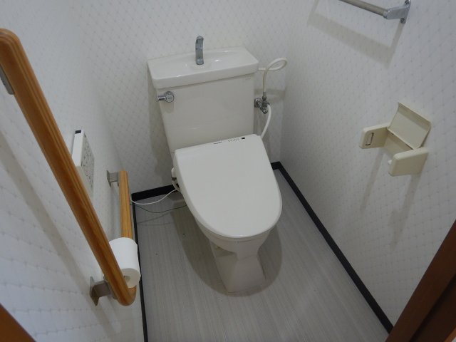 トイレ　別号室参考写真