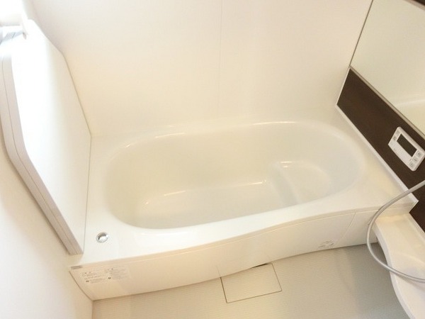 バス・シャワールーム　大型浴槽！