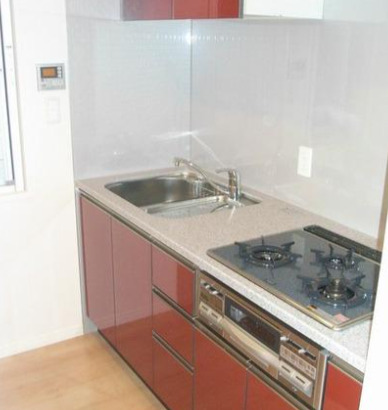 エントランス　落ち着いたエントランスです