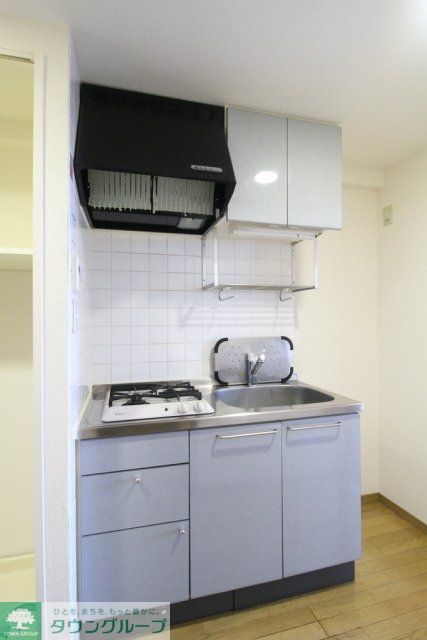 キッチン　システムキッチン（2口ガスコンロ）