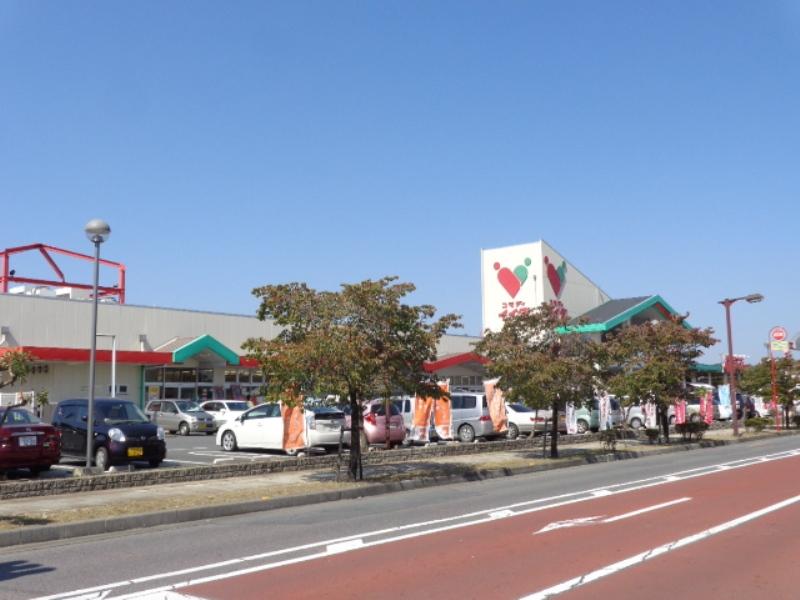 スーパー　コモディイイダ 坂戸にっさい店（スーパー）まで714m