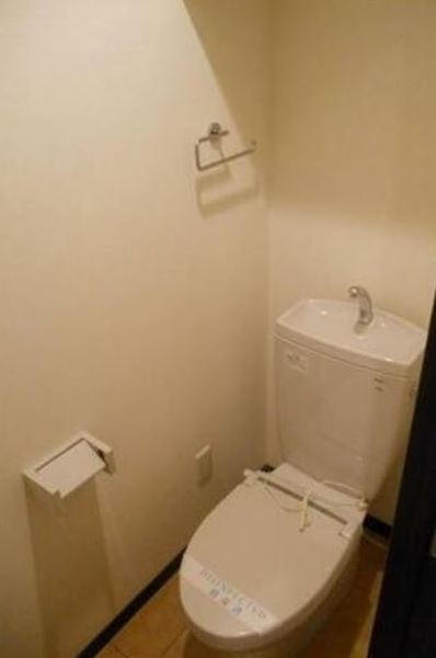 トイレ　※別部屋参考写真