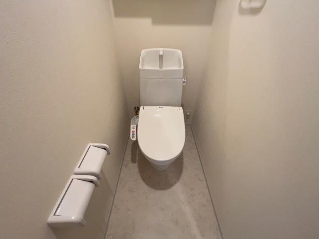 トイレ　シャワー付トイレ