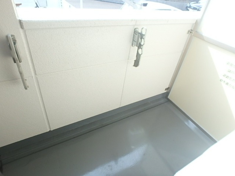 バルコニー　図面と現状に相違がある場合には現状を優先