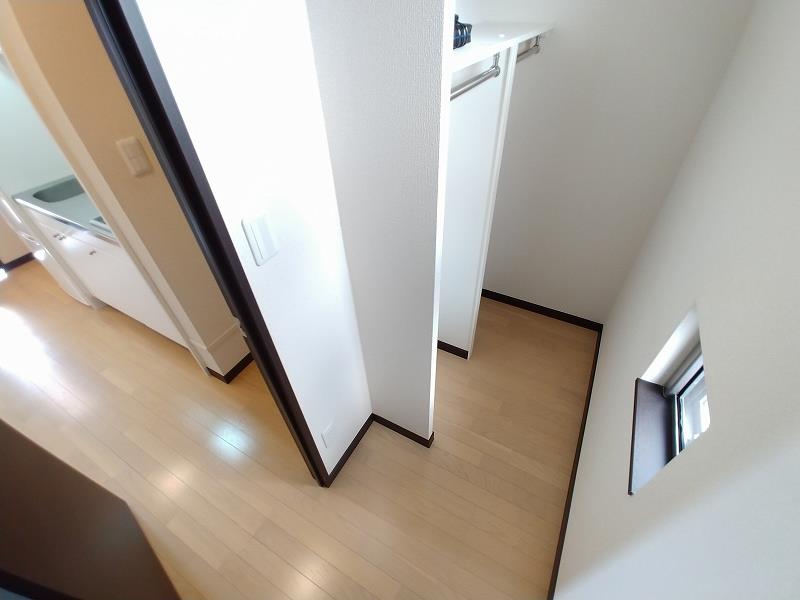 収納　階段横収納　※2階のみ