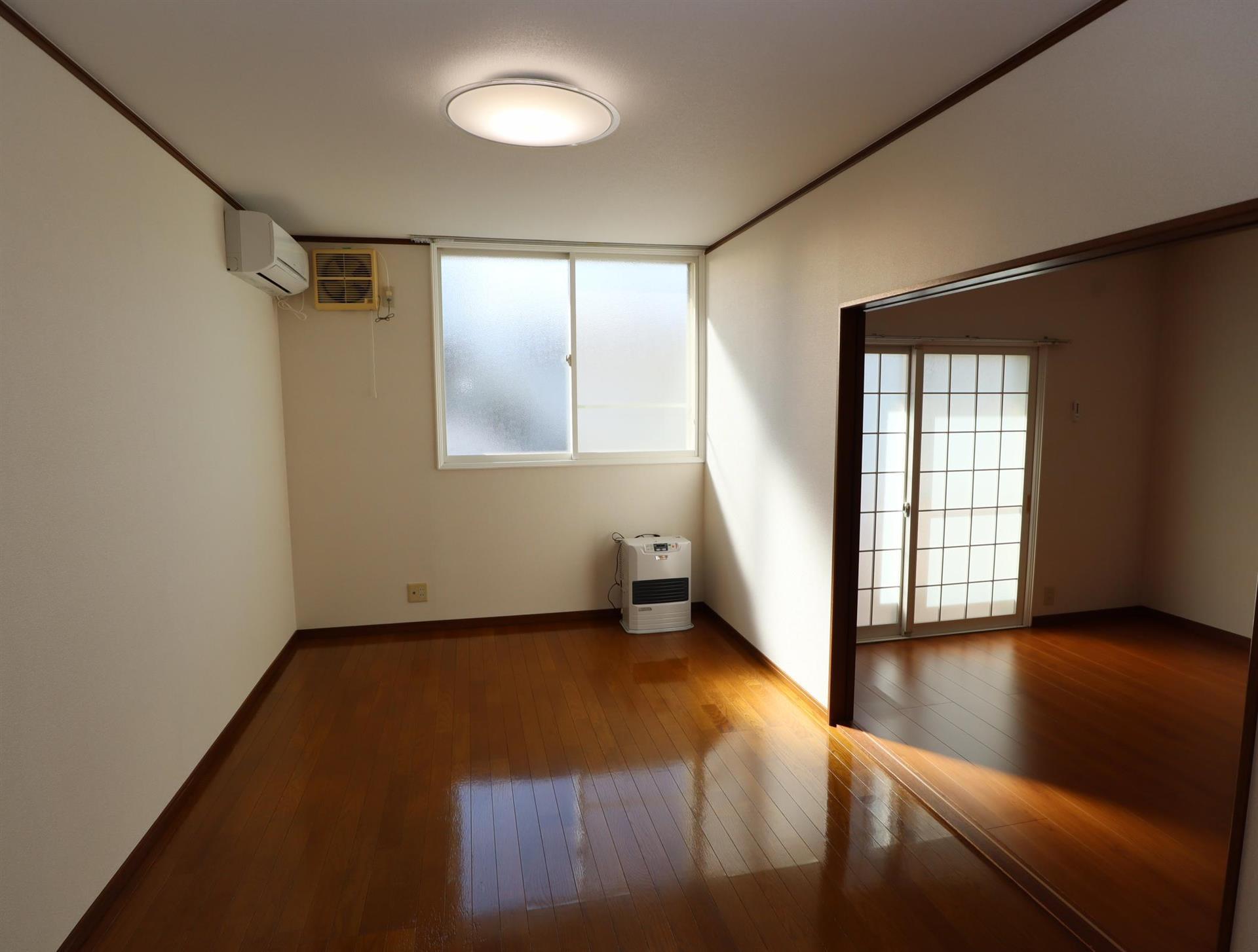 居室・リビング　リビング