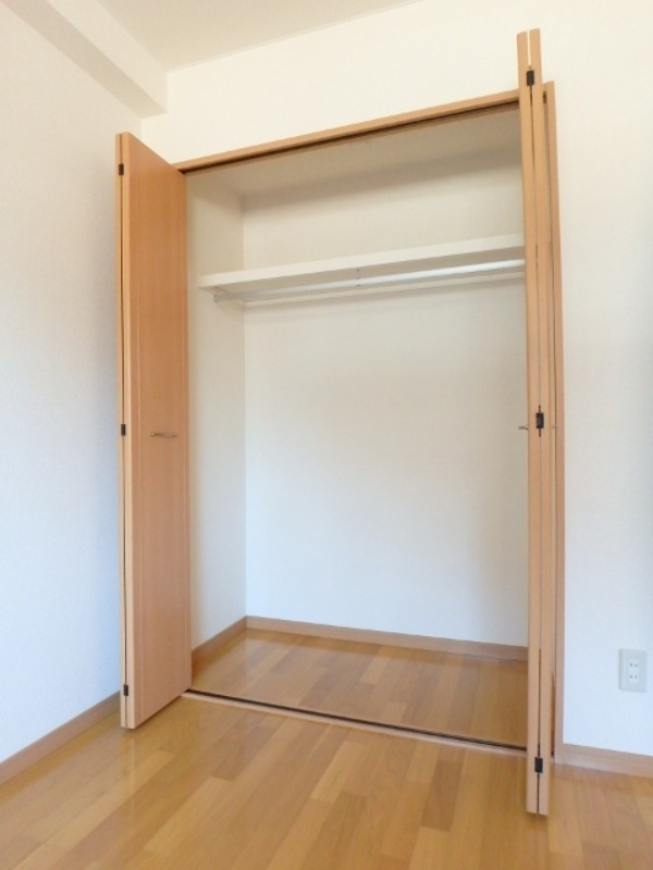 収納　図面と現状に相違がある場合には現状を優先