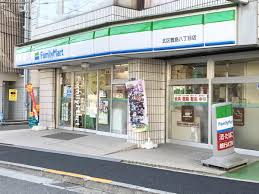 その他　【コンビニエンスストア】ファミリーマート　北区豊島八丁目店（その他）まで84m