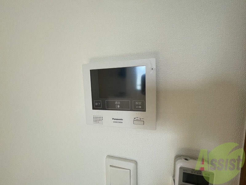 セキュリティ　ＴＶモニター付インターホンです。来客者の顔が見えるので安心！