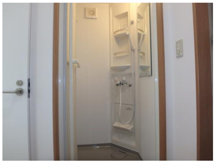 バス・シャワールーム　すっきりとしたシャワールームです