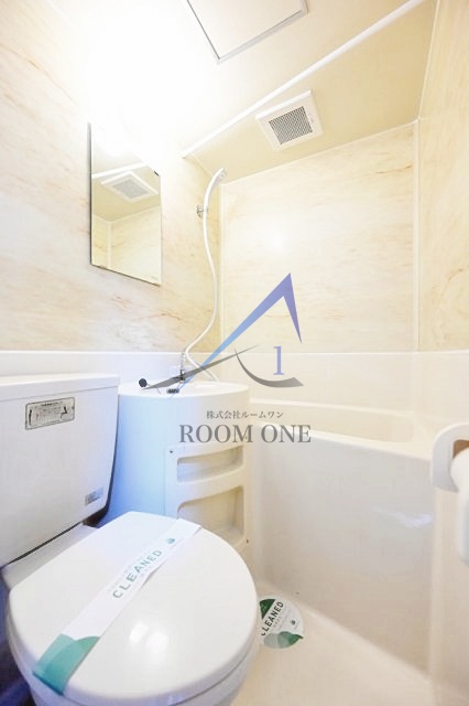 バス・シャワールーム　お風呂です。