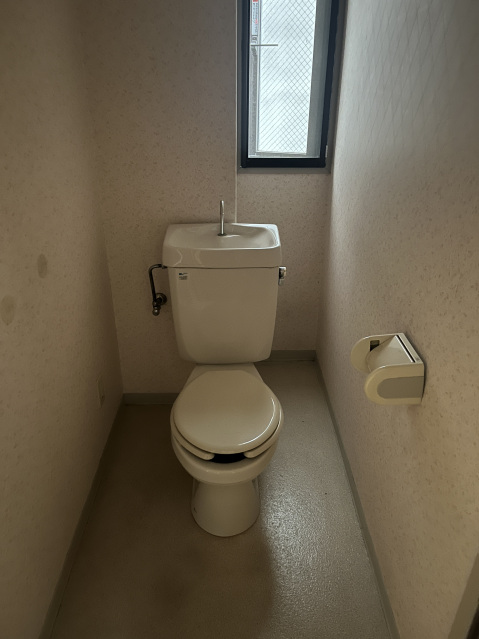 トイレ　トイレもきれいです