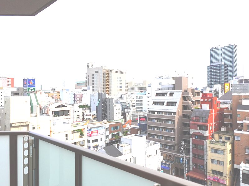 バルコニー　同建物の別部屋の写真