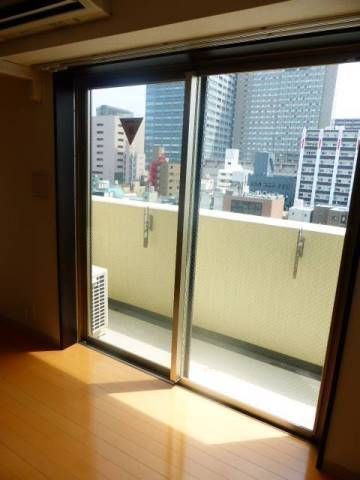 バルコニー　お洗濯にも便利なバルコニー付き