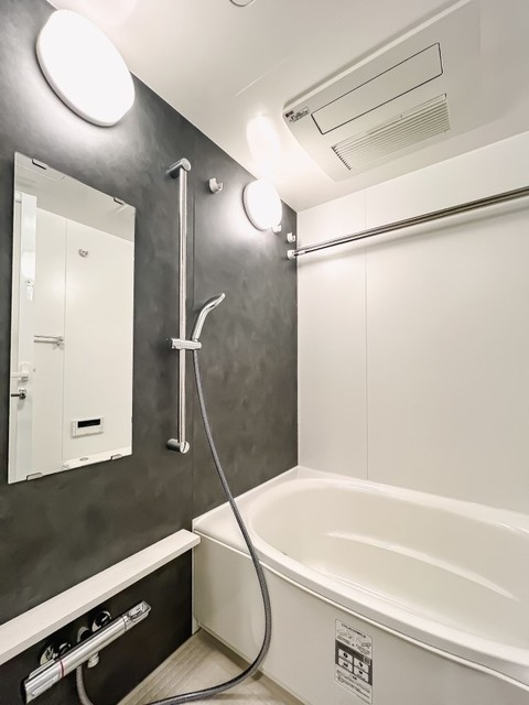 バス・シャワールーム　※写真は同タイプ住戸です。