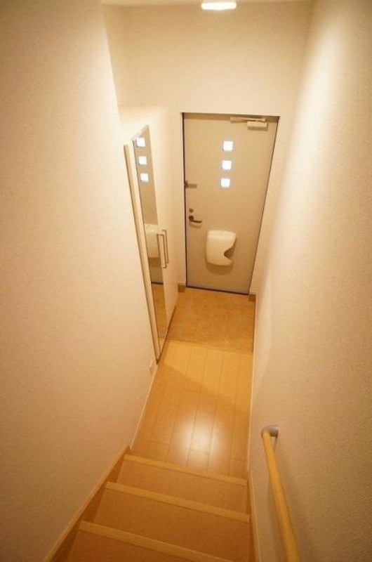 玄関　図面と現状に相違がある場合には現状を優先