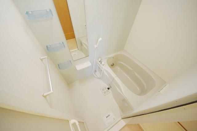 バス・シャワールーム　★お風呂で一日の疲れを癒してください★