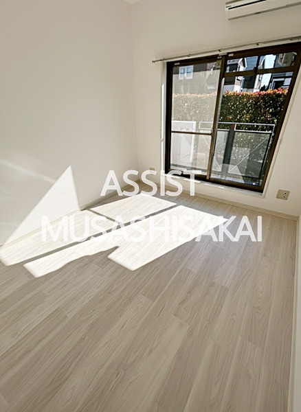 居室・リビング　写真：設備同仕様の116号室の写真です