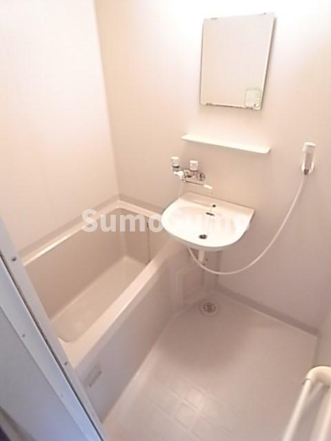 バス・シャワールーム　日々の暮らしに欠かせないお風呂です